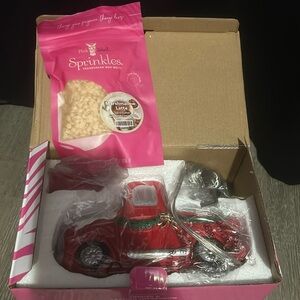 Pink Zebra Holiday Truck Simmer Truck Simmer Pot & marshmallow latte sprinkles